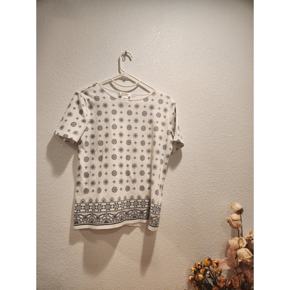 Talbots Small Cotton T-Shirt Medallion Print Border‎ Hem White Navy Boho Casual